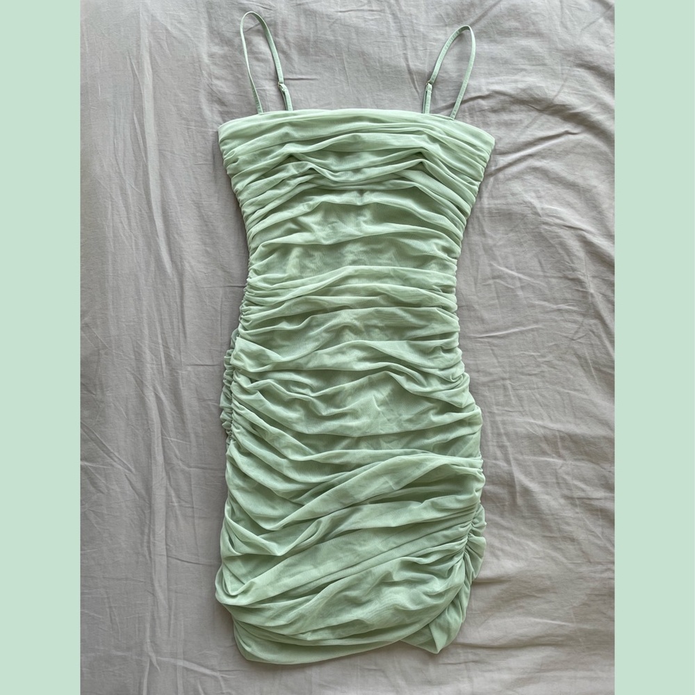 NWOT Aritzia Luxor Dress Short - Green SZ 6 TEN abt BABATON